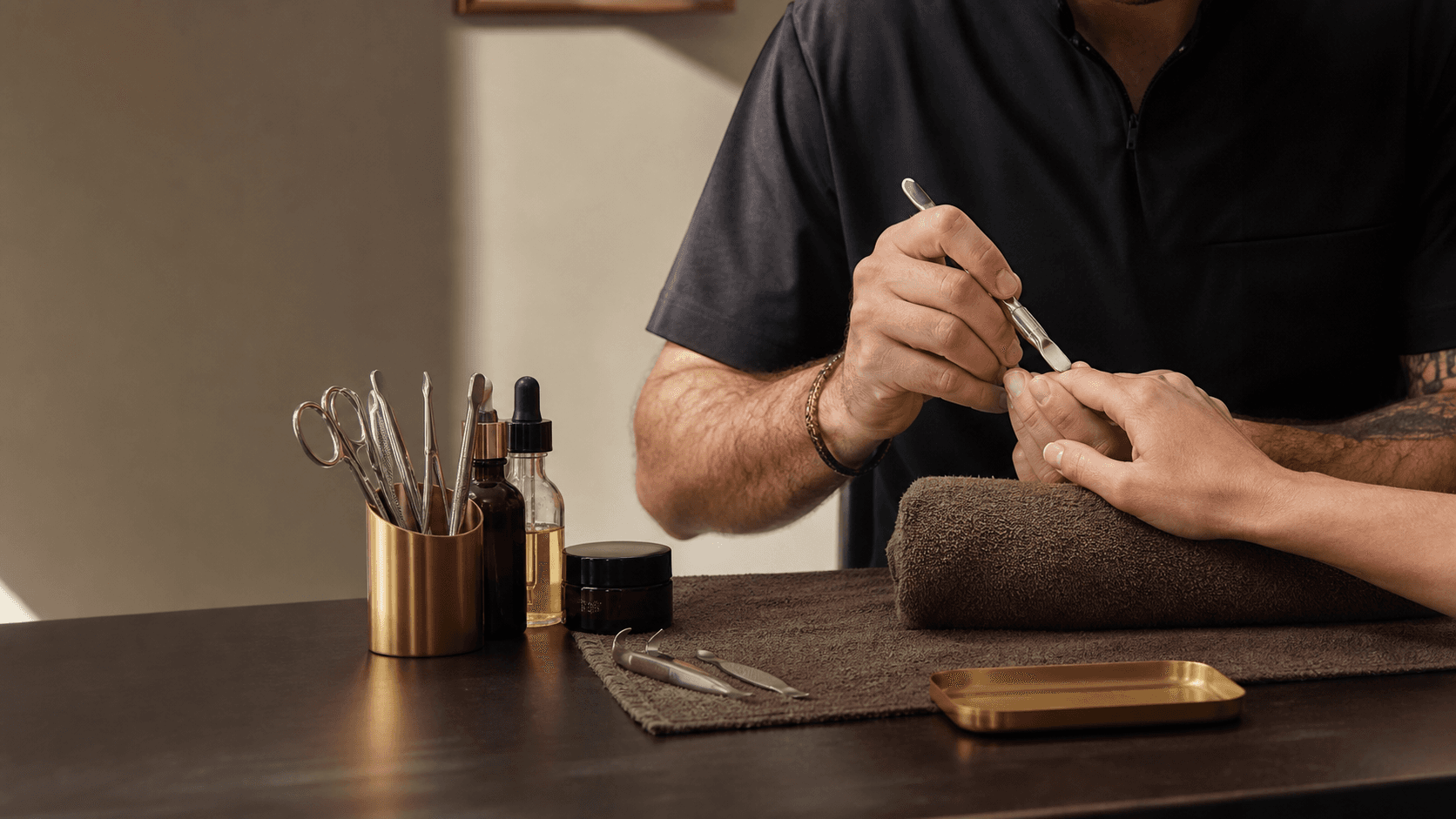Oleg Nails nail service
